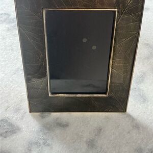 Michael Aram Leaf-Embossed Photo Frame - beautiful earthy green